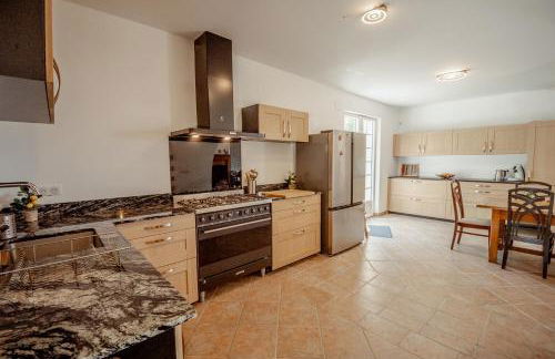 Maison de caractère, vue sur lac privé et vignes - Foto 2