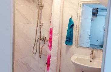 House GITA - Photo 23