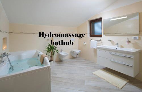 Modern Villa San Martino Heated Pool, Jacuzzi & Privacy - Foto 29