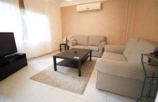 Ivory Petal Bliss 2BR Apt - Foto 28