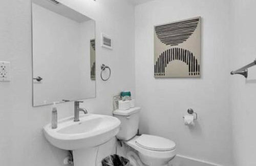 25893 Sw 144 CT · 3 Bed 2.5 Bath Townhome Rooftop 1 Parking Spot - Foto 24