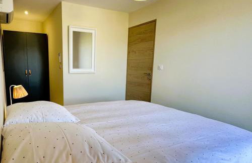 Superbe vue Mer et Montagne - T3 - 5mn des plages - Foto 14