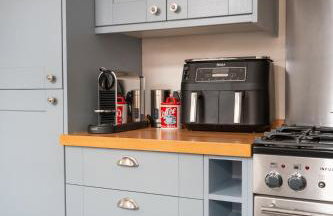 Charming Kenton Cottage - Foto 20