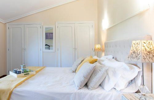 Villa El Castañal con Piscina Privada - Foto 8