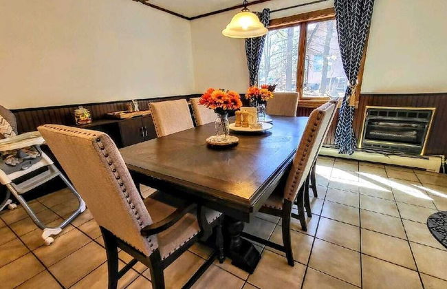 The Wooden Nest by Avantstay Deck, Big Yard w/ Hammocks & Fire Pit - Foto 8