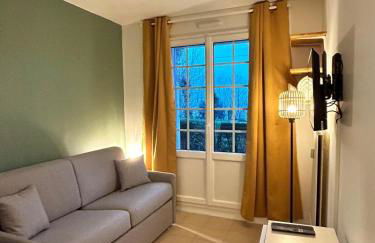 Charmant Studio avec extérieur - Photo 1