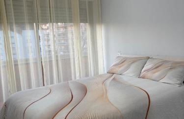 Bel appartement spacieux et lumineux de 100m2 au 3e étage avec ascenseur -A 5mn à pied du parc des expositions congrès de Dijon et ENG et 10mn du centre ville place Parking devant l'immeuble - Foto 29