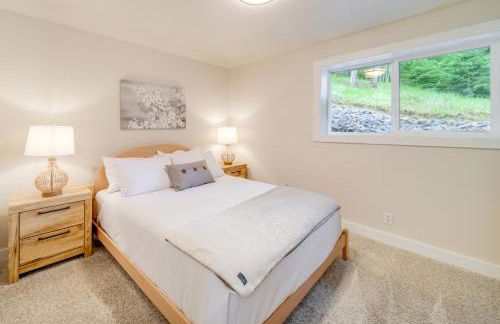 Tree-Lined Hayden Home with Hot Tub and Lake Views! - Foto 16