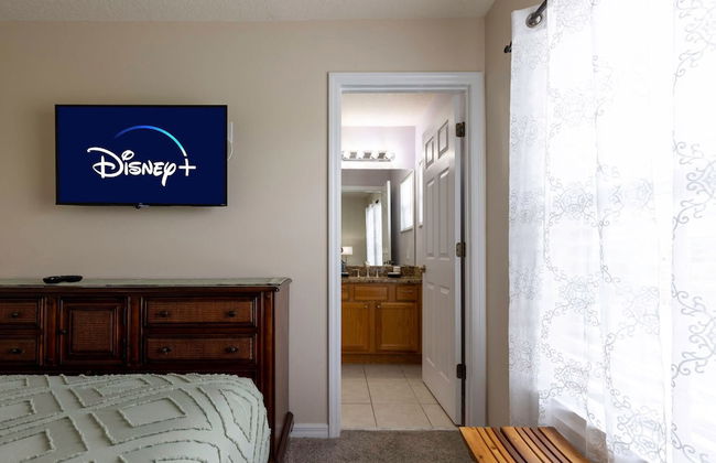 Family 3BR Oasis for 6 With Private Pool - Foto 24