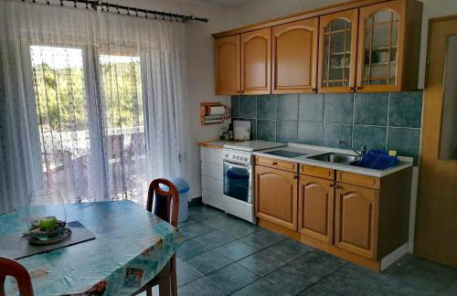 Apartman Čanaki Splitska - Photo 8