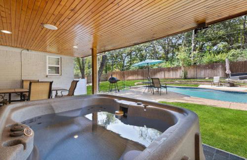 DFW Mid-Cities Oasis with Pool, Hot Tub and Fire Pit - Photo 36