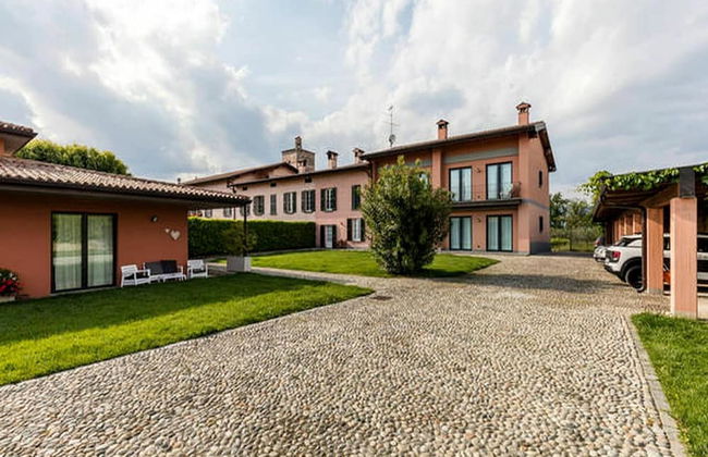 Apartment in Iseo With Pool Views - Photo 24