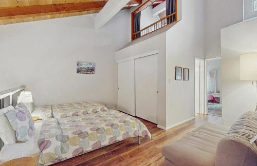 2 Bed 2 Bath Apartment in Carnelian Bay - Foto 33