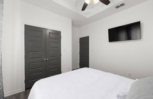 Spacious Modern 3 Bd 2Ba House with Garage and Parking - Foto 12