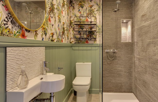 Outstanding 3 Bedroom Townhouse in Hertford - Foto 28