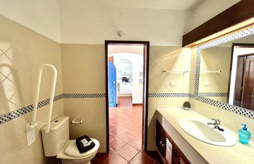 Alvor Secret With Pool by Homing - Photo 16