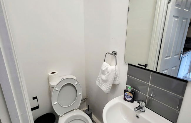 Comfortable Stay - LB Ave - Photo 29