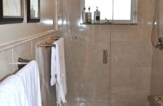 Bike to the beach, walk to restaurants, heated pool, secluded - Foto 19