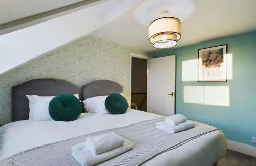 Central Eastbourne Escape with Rooftop Jacuzzi - Foto 15