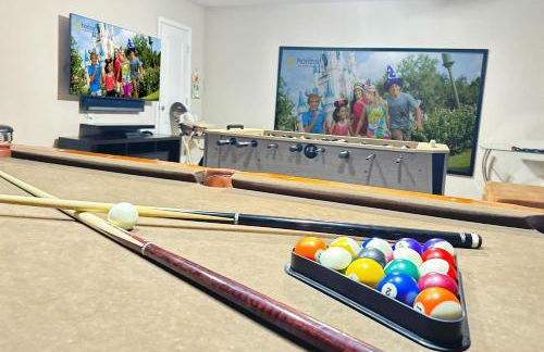 RR7510 – 6BR Villa w/ Game - Foto 29