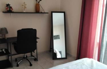 Papi's Free Parking Apartments 1 - 1 Bedroom - Foto 9