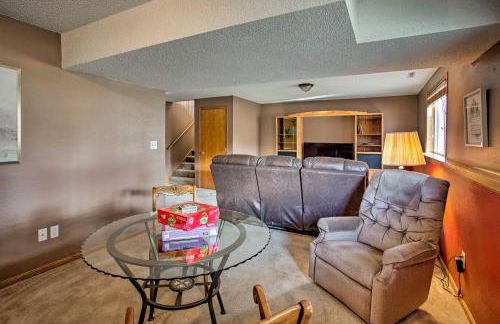 Suburban Gem with Deck 5 Mi from Dtwn Rochester! - Foto 21