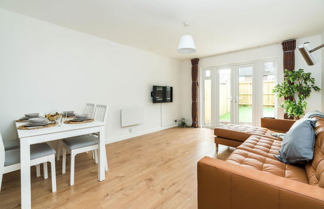Sleek and Stylish 2BD Home With a Garden Anerley - Foto 14