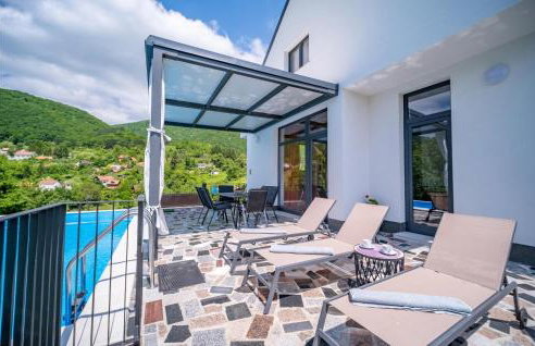 4 Bedroom Nice Home In Ivancici - Foto 12