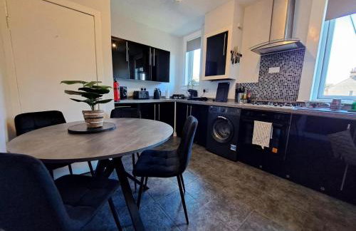 Renfrew Apartment Near Glasgow Airport - Foto 3