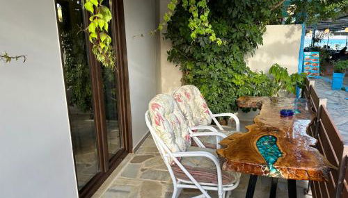 Lava Beach Suites - Foto 3, Garden view