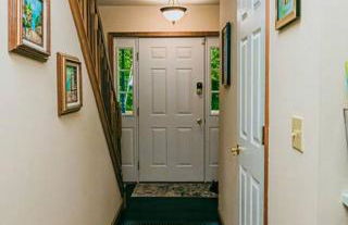 Gorgeous Cozy 5 Bedroom House with Hottub,Lake,Pool - Foto 29