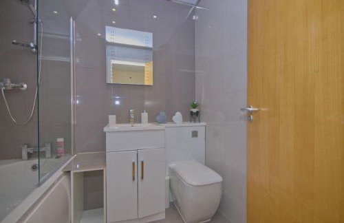 Alluring 2 Bedroom Leeds City Centre Apartment- Self Check-in,Balconied Apartment - Foto 3