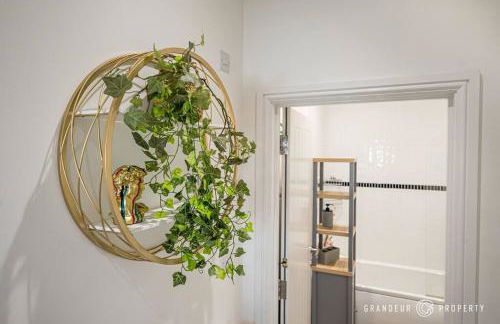 Park Views by Grandeur Property - Photo 5