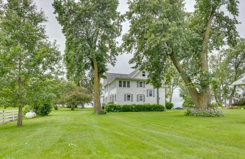 Fire Pits, Views and Yard Luxe Mt Horeb Getaway! - Foto 40