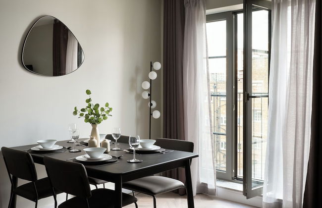 Commercial Road Serviced Apartments - London City East - Photo 9