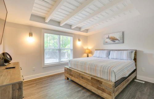 Modern Oak Island Escape 1 Mile to Long Beach! - Foto 12