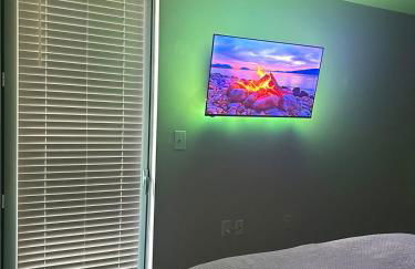 Beautiful Arlington Apartment with Pool & Parking! - Foto 10