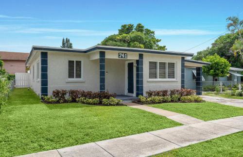 Riviera Beach Gem - Foto 1