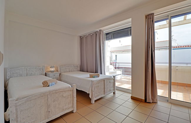 Monte Gordo Downtown by Homing - Foto 2