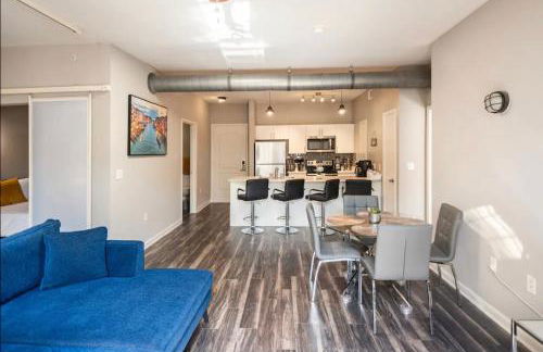 Charming 1,100 sq ft apartment near to The Shops at Legacy - Foto 6