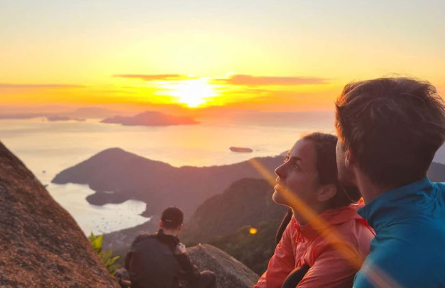Trilha ao amanhecer no Pico do Papagaio - Foto 5