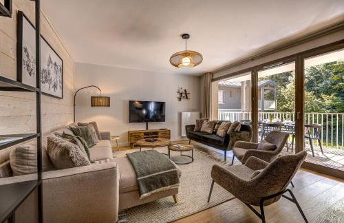 White Pearl Apartments - Photo 2