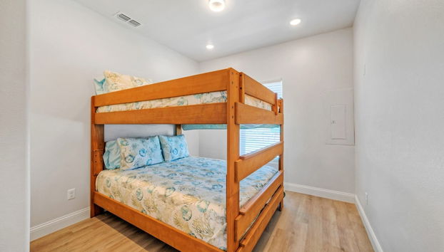 Frisky Flip Flopper by Avantstay Pool + Views - Foto 2, Habitación