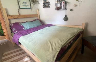 Hobbit Lounge - Photo 15