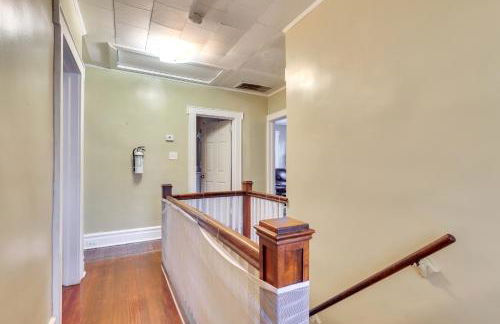 Free Parking Spot! Extended Stay Near Newark and NYC - Foto 18