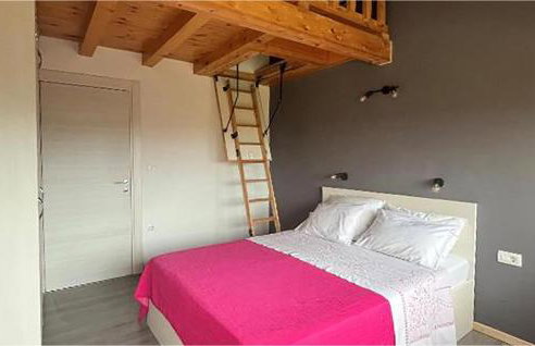 3 Bedroom Nice Apartment In Marinici - Foto 11