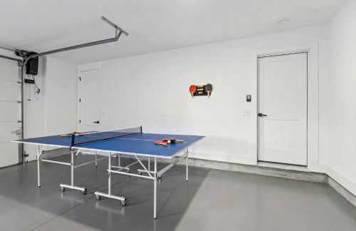 Hot Tub Poker Pool Table & Rooftop City MLS View - Foto 49