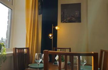 OG Stays VI- Free Wifi, Free Parking, 5mins walk to city center - Foto 5