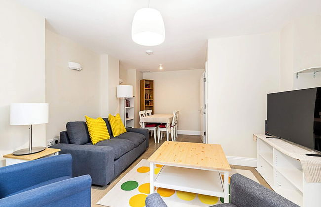 Charming and Modernised Edwardian Flat - Photo 11