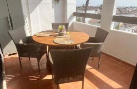 Stunning Penthouse Apartment in Villamartin with Communal Pool - Foto 4